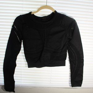 Black Crop workout top